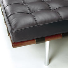 Charger l'image dans la galerie, Mies van der Rohe Barcelona Bench 3 Seater MVR29 2