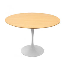 Charger l'image dans la galerie, Tulip Table ronde en bois